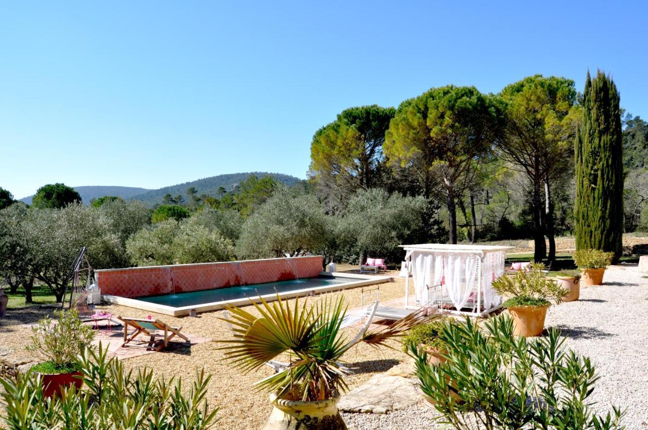 La Bastide De La Provence Verte, Chambres D'Hotes La Roquebrussanne Exterior foto