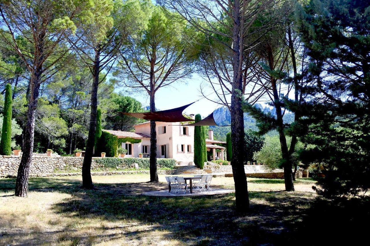 La Bastide De La Provence Verte, Chambres D'Hotes La Roquebrussanne Exterior foto